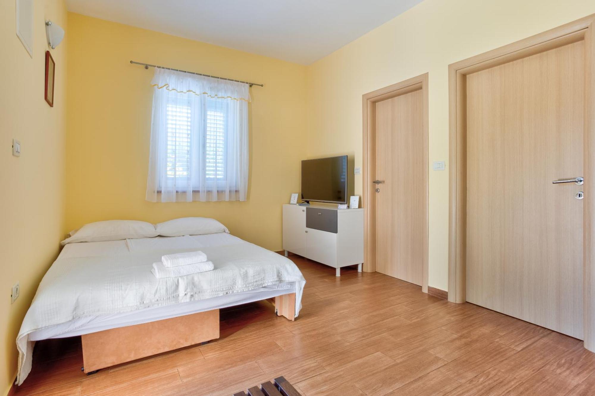 Apartment In Villa Moletto Seaside & Relax - 4 Guests Lovrečica Extérieur photo